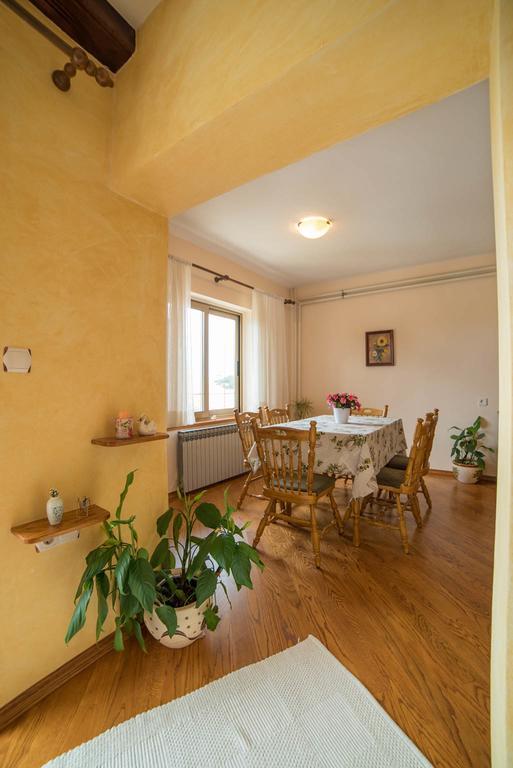 Apartment Anica Palit ภายนอก รูปภาพ